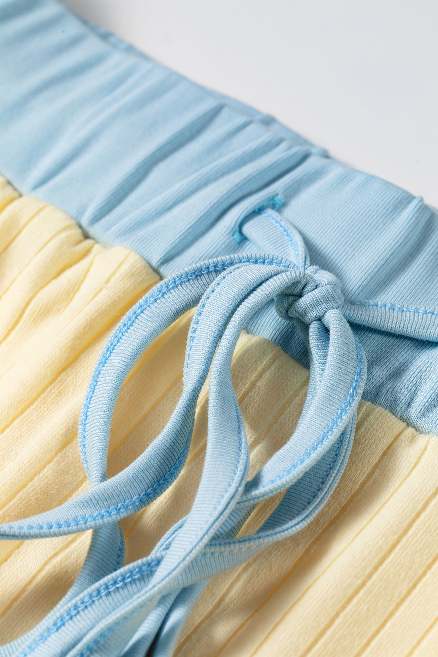 Ribbed Knit Color Block Trim Tee & Drawstring Skirt Set