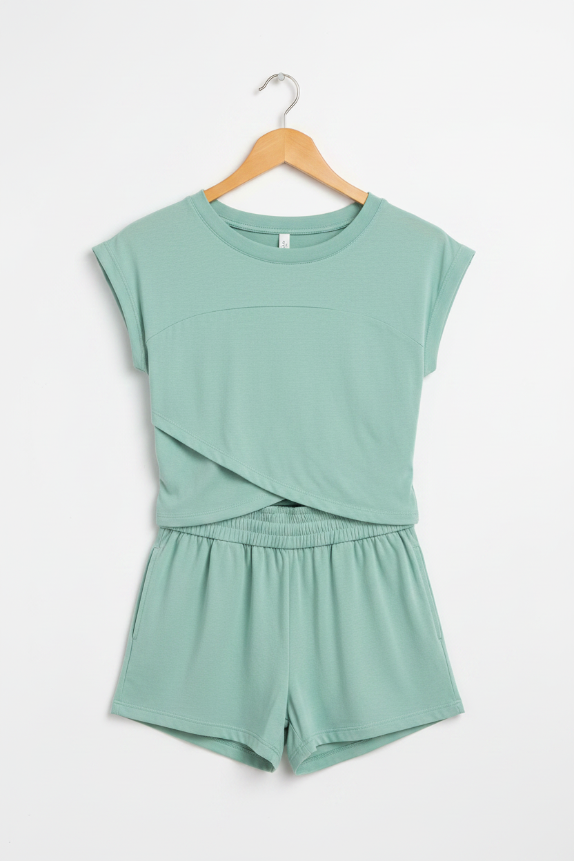 Solid Short Sleeve Crop Top & Elastic Waist Pocket Shorts Set