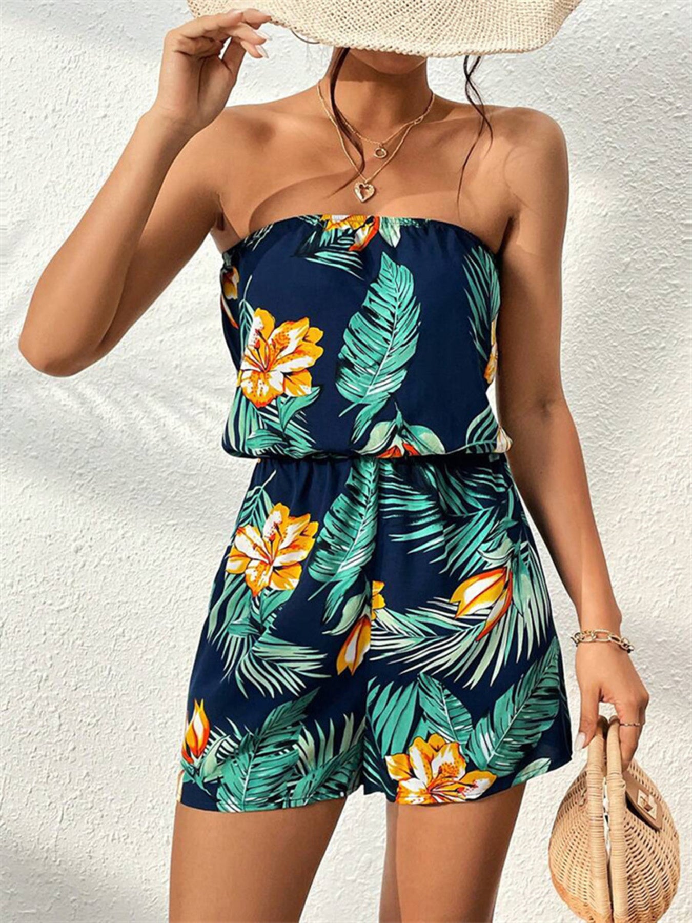 d3bafbd59e9b4d95bac8b420dcc2bab4-Max